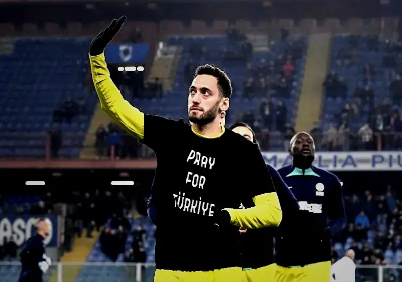 TRANSFER HABERİ: Fenerbahçe'den Hakan Çalhanoğlu bombası! 3 transfer haberi fenerbahceden hakan calhanoglu bombasi 1 lgSSd4Dq