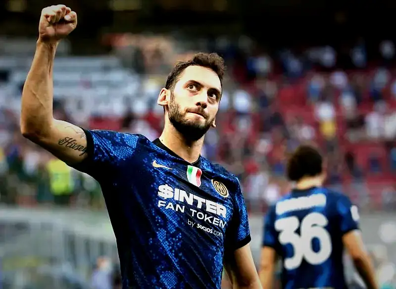 TRANSFER HABERİ: Fenerbahçe'den Hakan Çalhanoğlu bombası! 5 transfer haberi fenerbahceden hakan calhanoglu bombasi 3 I9Tn5Ay8