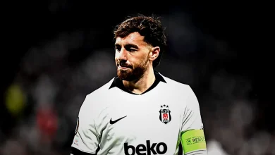 tribunden besiktasli pn1qyVPe
