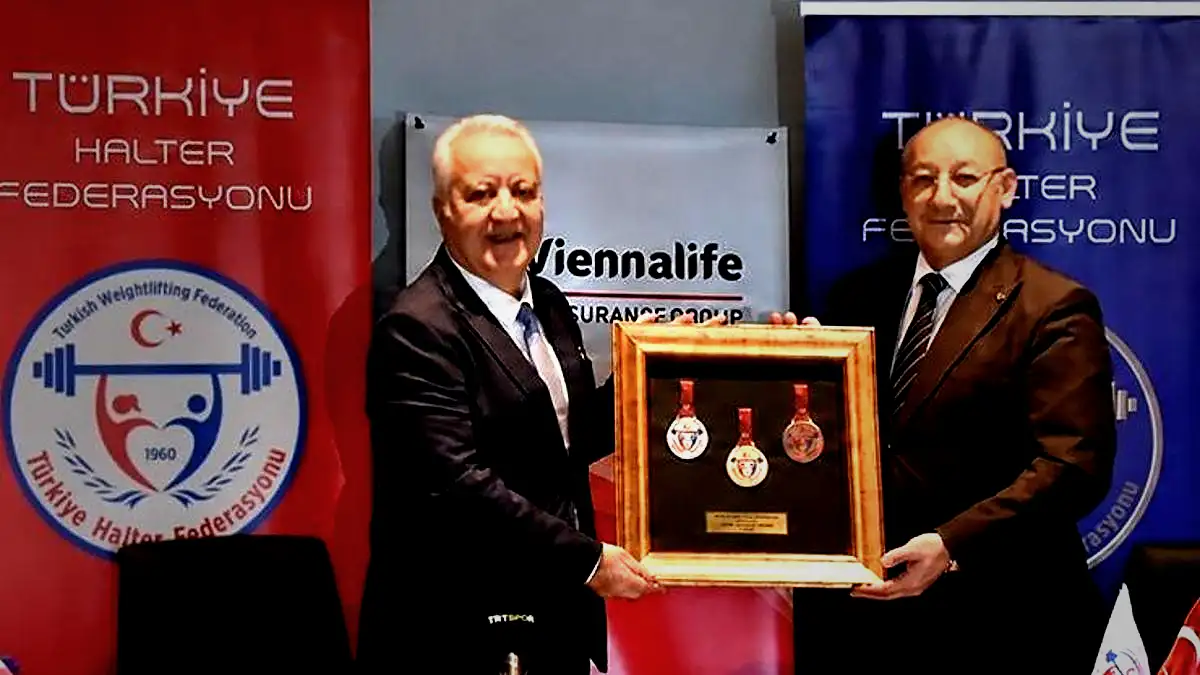 Türk Halterinde 2028 Los Angeles Olimpiyatları öncesi üç yıllık iş birliği 8 turk halterinde 2028 los angeles olimpiyatlari oncesi uc yillik is birligi TFiHLuEF
