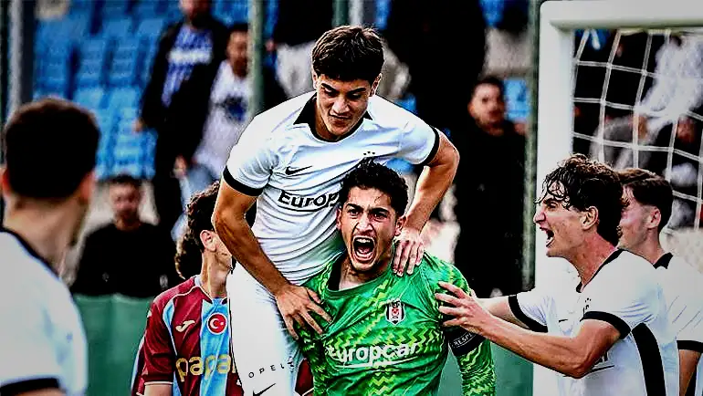 U19 derbisinde Beşiktaş fırtınası! Trabzonspor'u deplasmanda farklı mağlup etti 2 u19 derbisinde besiktas firtinasi trabzonsporu deplasmanda farkli maglup etti 0 OtYbVR54