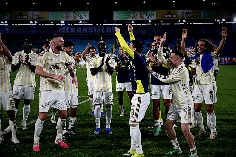Usta müelliften Fenerbahçeli yıldıza eleştiri! "Rizesporlu bir oyuncu üzere oynadı" 2 usta muelliften fenerbahceli yildiza elestiri rizesporlu bir oyuncu uzere oynadi 0 Ywva1mgN