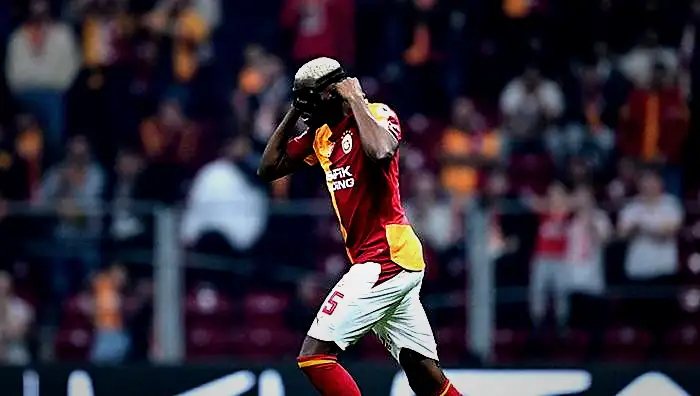 victor osimhen dehsetten titretti galatasaray kasimpasa maci ispanyada sok tesiri yaratti siradan bir forvet degil c21qZbZK