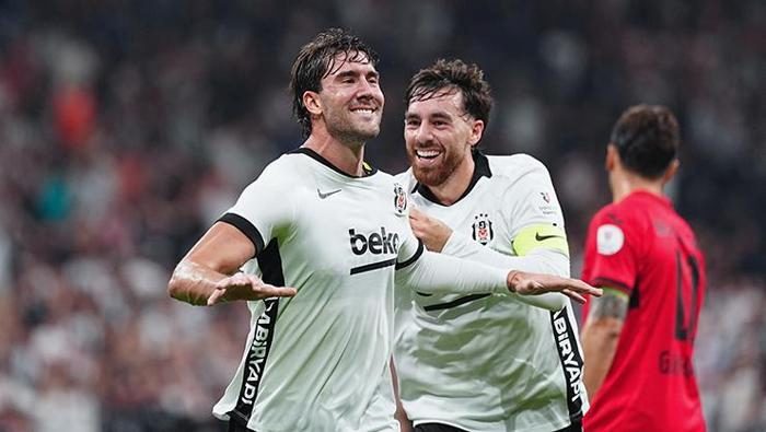 Vlahovic'ten Beşiktaş ve Süper Lig itirafı 'Benim için çok garipti' 4 vlahovicten besiktas ve super lig itirafi benim icin cok garipti 2 T2ldilIr