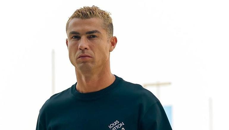 Yeni doğan bebeğine Ronaldo ismini verdi: Müslümanların yanında, garibanların yanında 2 yeni dogan bebegine ronaldo ismini verdi muslumanlarin yaninda garibanlarin yaninda 0